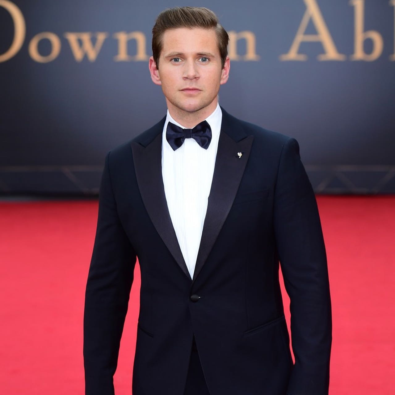 Allen Leech Bio, Age, Career, Net Worth, Education, Height, Wife & More